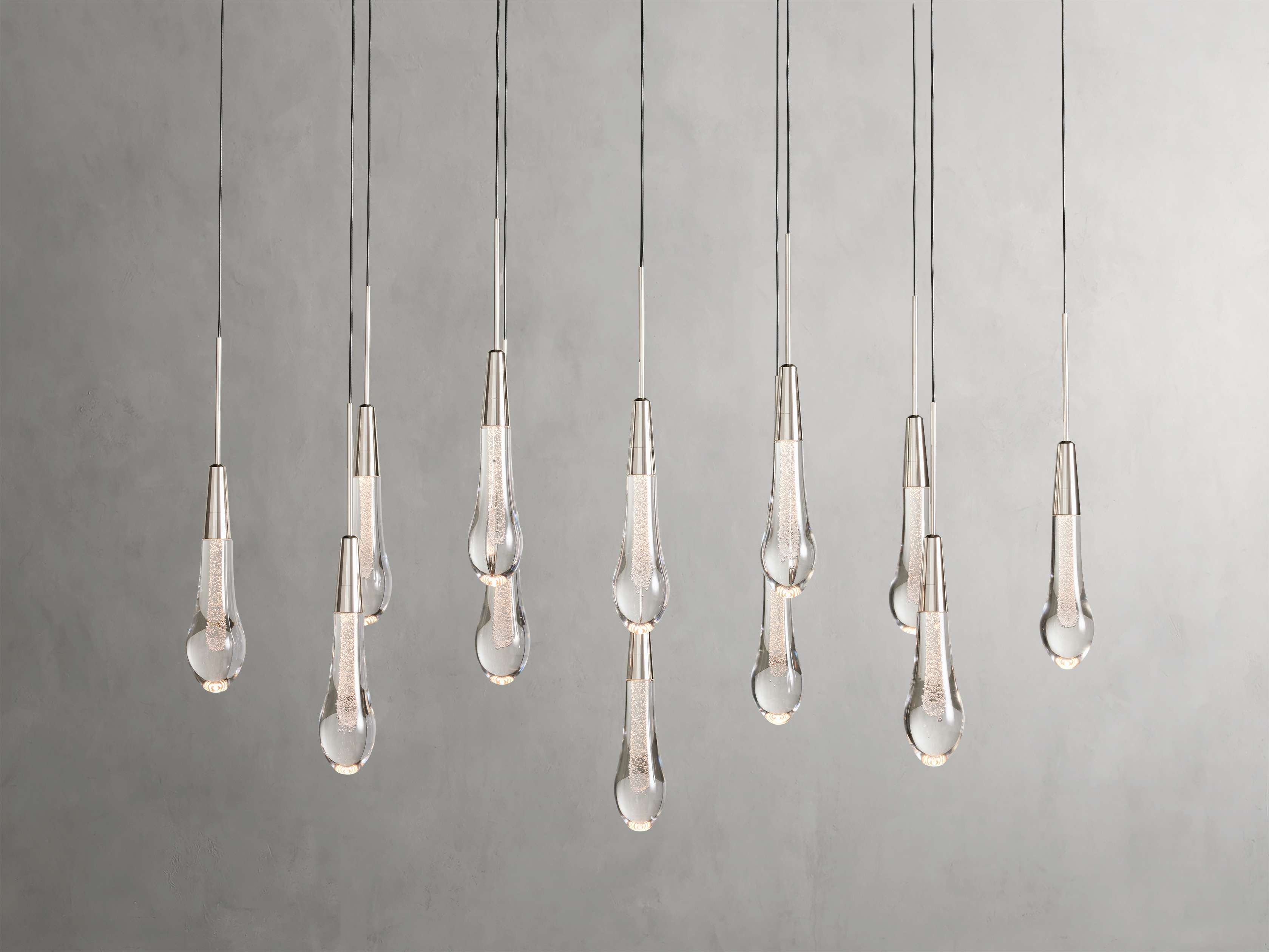 Solitaire Linear Chandelier 37"50"70"87"120"